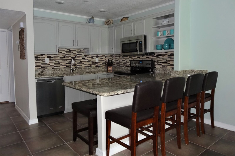 marble counter-top kitchen